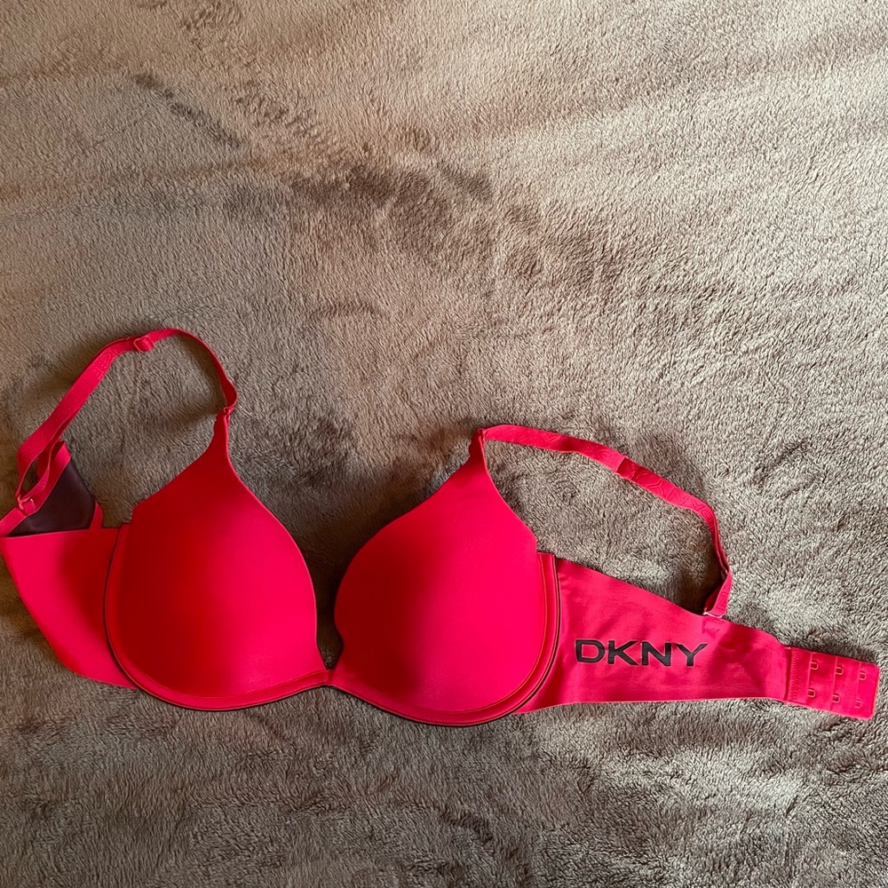 DKNY bra